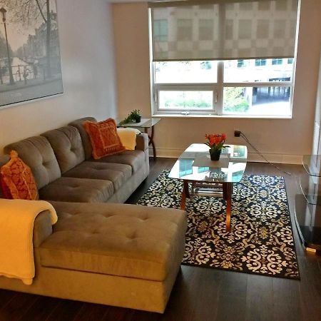 Blue Jays Aparment Apartment Toronto Ngoại thất bức ảnh