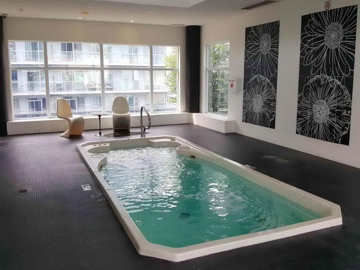 Blue Jays Aparment Apartment Toronto Ngoại thất bức ảnh
